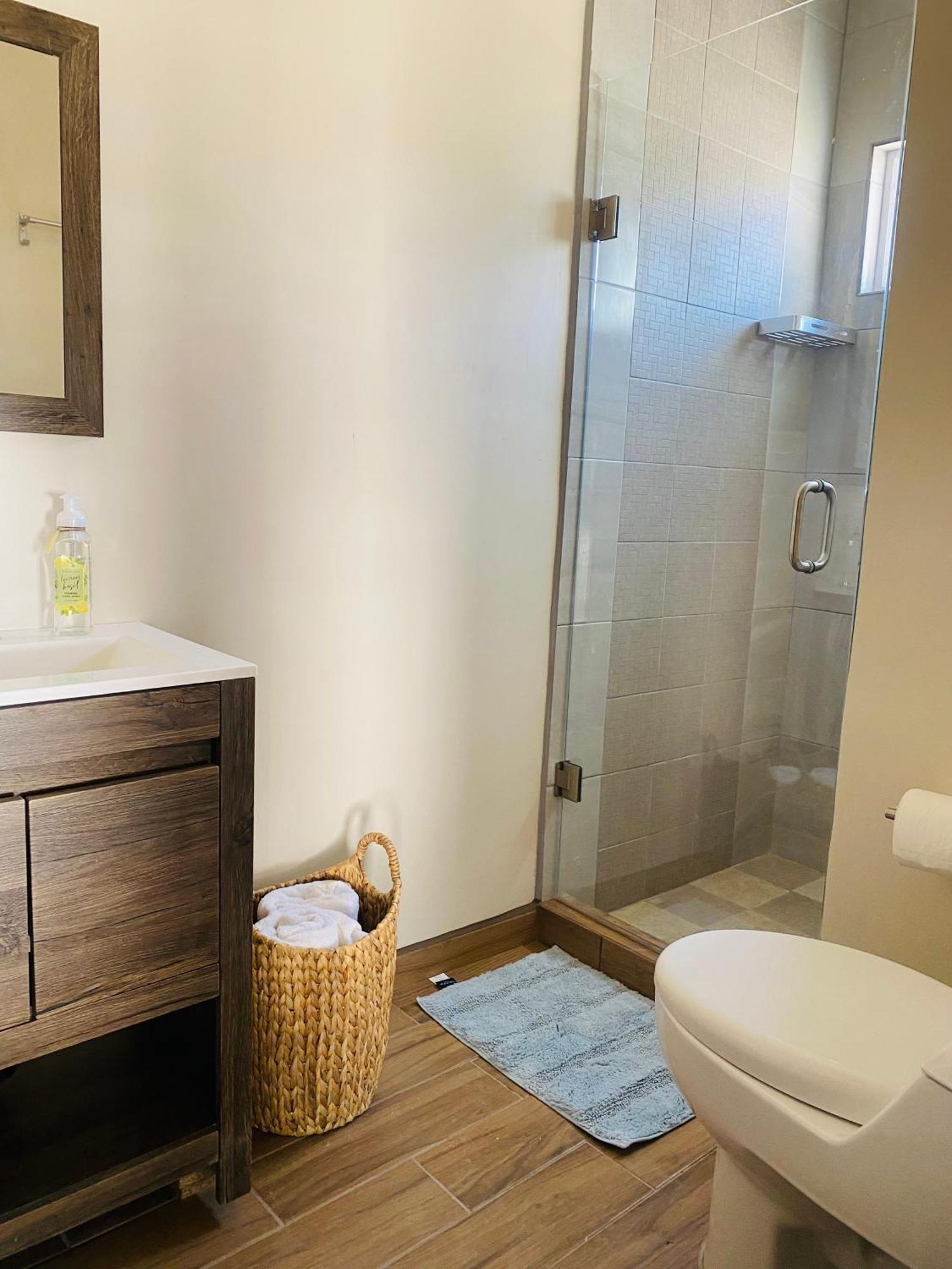 Cozy, Quiet & Pet Friendly Gated Patio Studio Ensenada Eksteriør billede