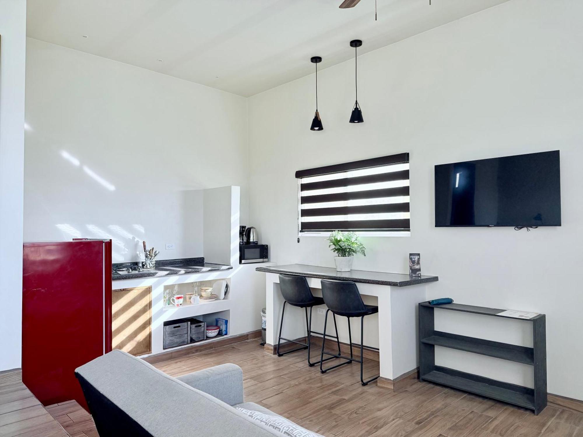 Cozy, Quiet & Pet Friendly Gated Patio Studio Ensenada Eksteriør billede
